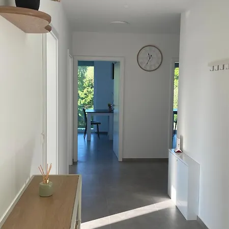 Frisch Saniert, Moderne Fuer 1 Bis 37 Personen, Warme Weihnachten Appartement