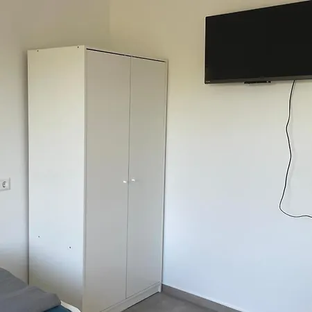 Appartement Frisch Saniert, Moderne Fuer 1 Bis 37 Personen, Warme Weihnachten Böbingen an der Rems